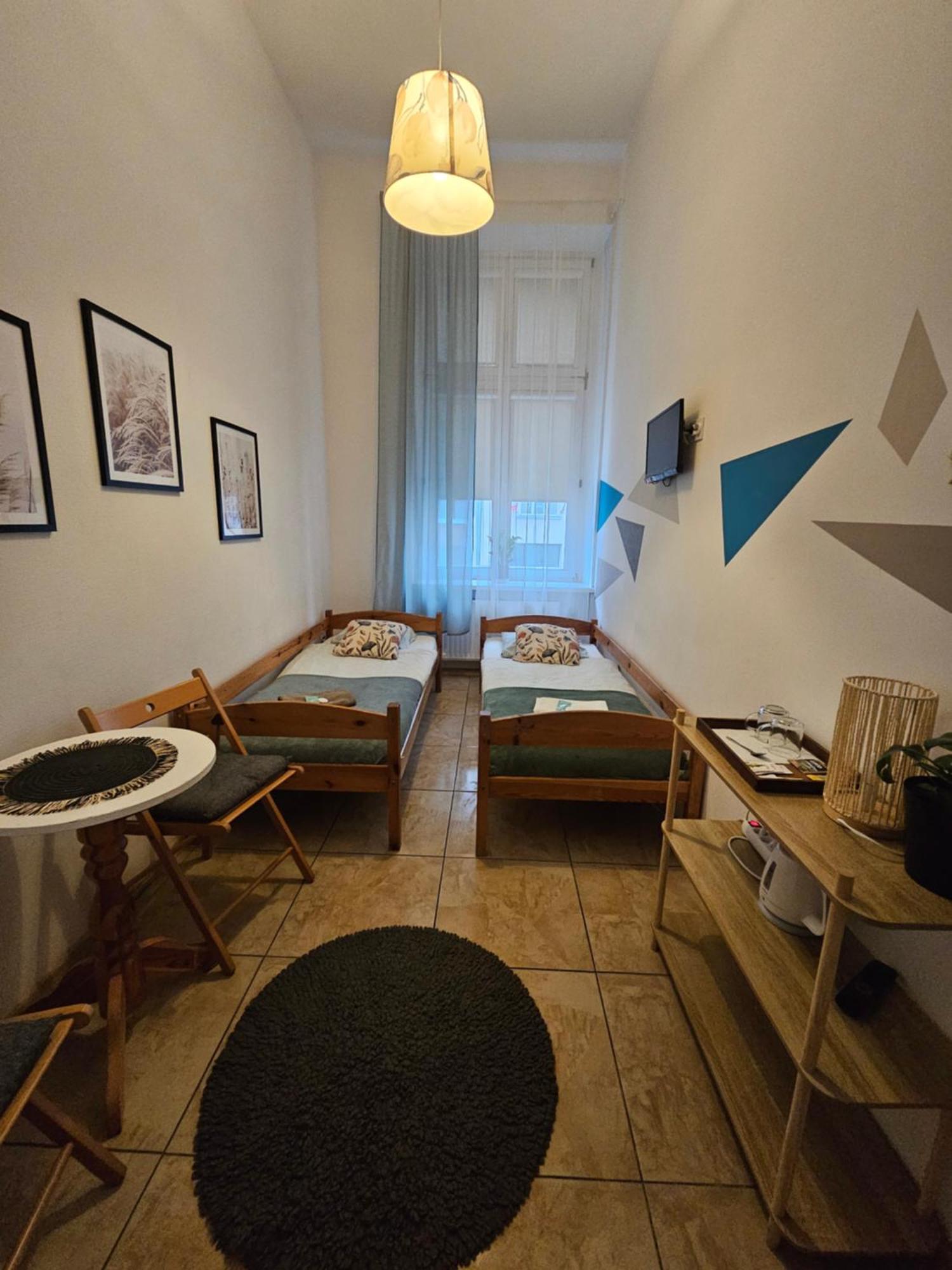Deja Vu Hostel Varsavia Esterno foto